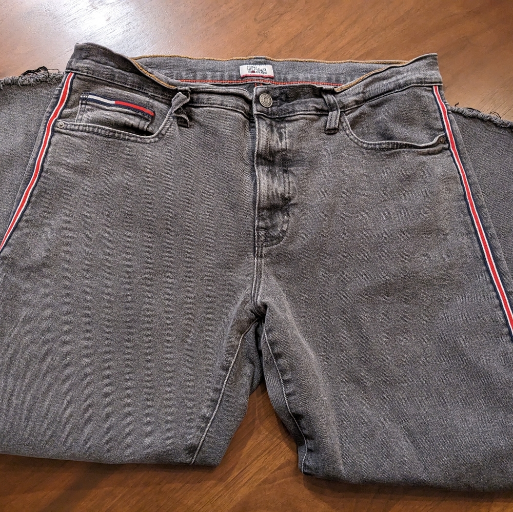 Tommy Hilfiger Black Straight Raw Hem Jeans